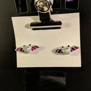 NWOT Vintage 90s Y2K Halloween Spooky Bat Earrings